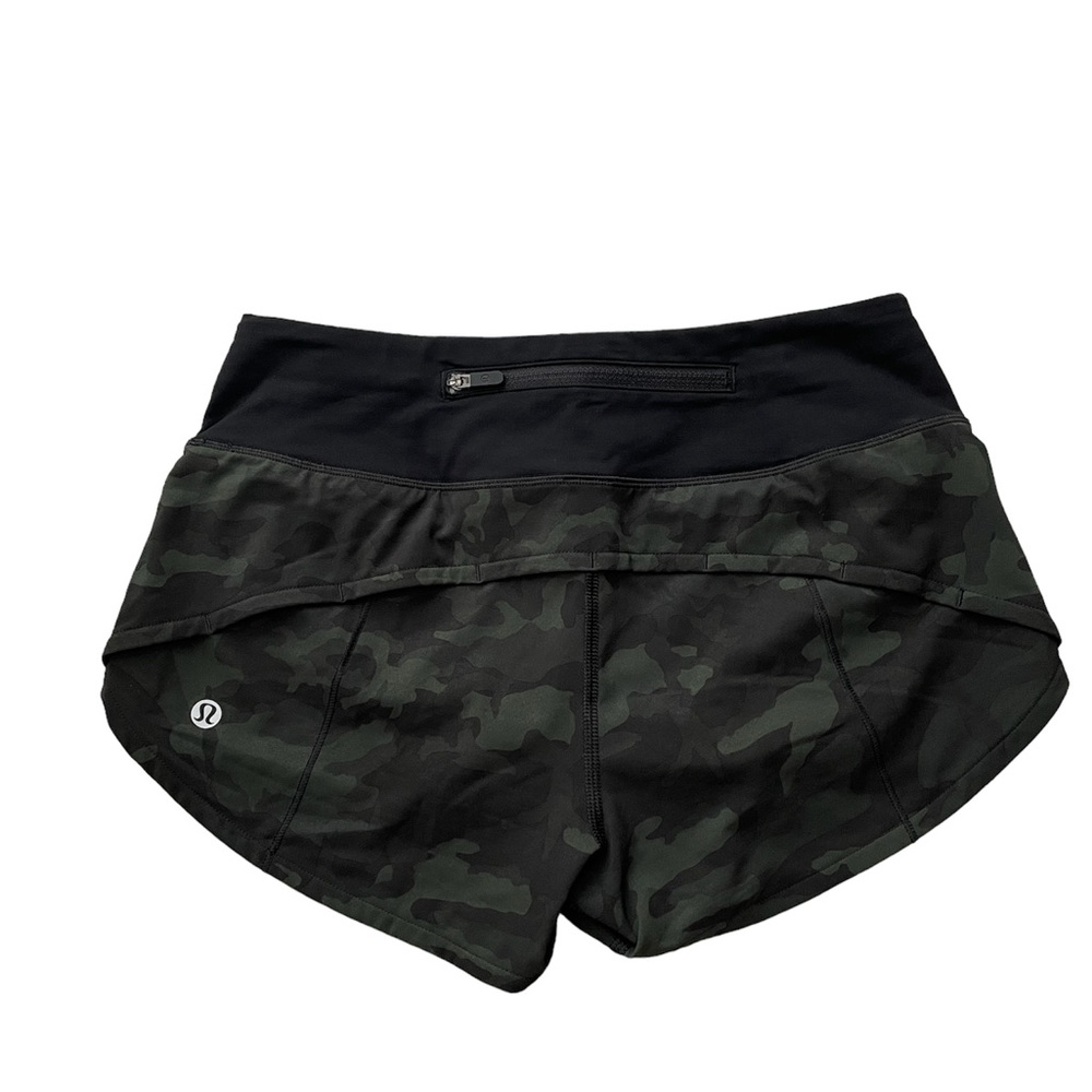 🍋Lululemon Hotty shorts~ Size 2 reg🍋